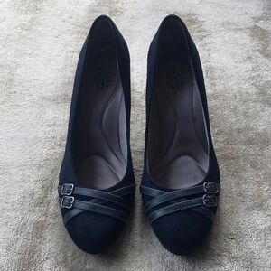 Life Stride Navy Blue Women's Heels